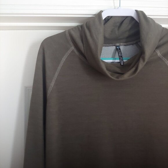 Kull Womens Gray L-Sleeve Turtle Neck Pullover Camping Hiking Outdoors XL - Picture 2 of 11
